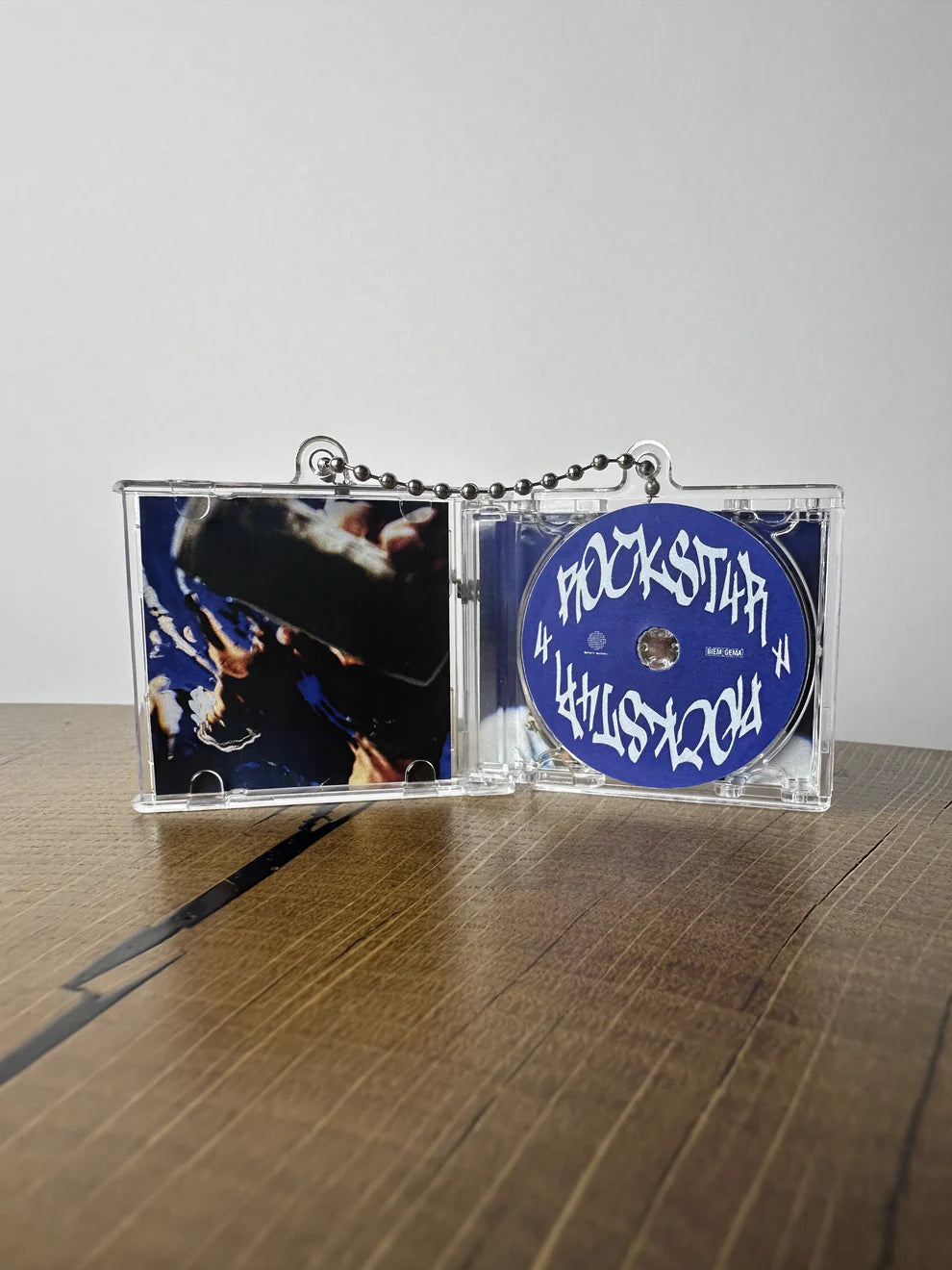 White 2115 - ROCKST4R - MusiTAG