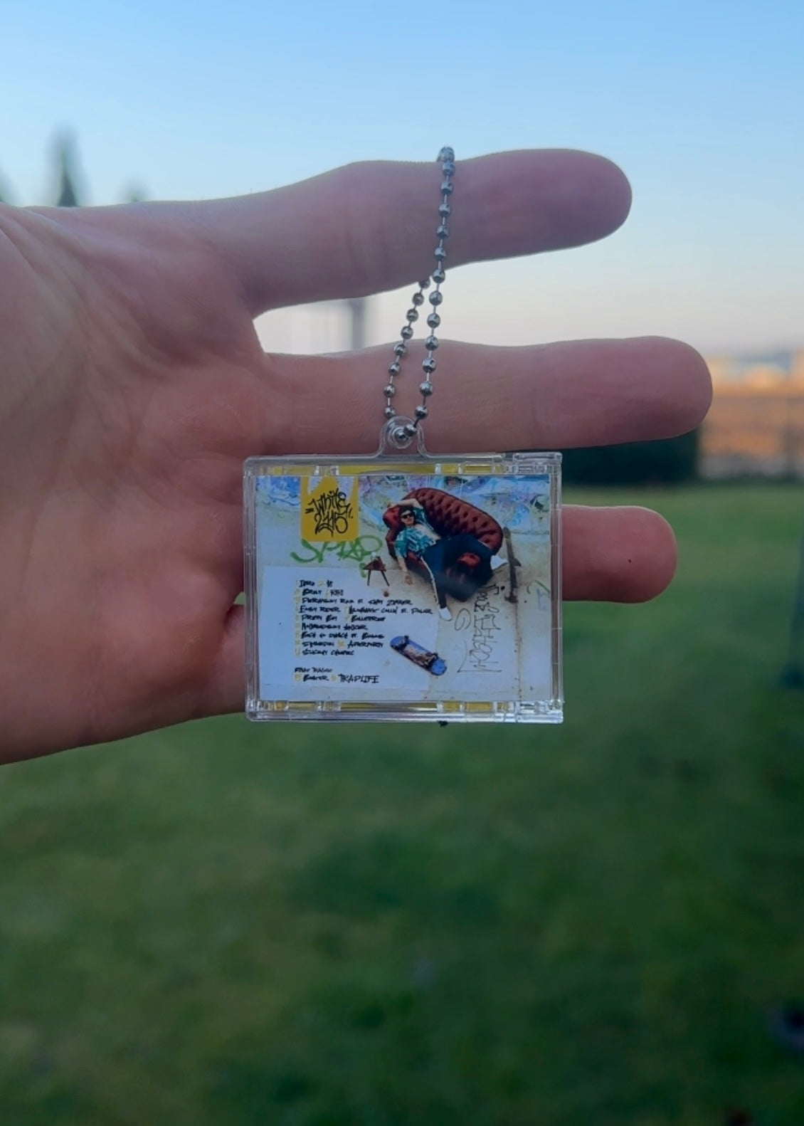 White 2115 - Pretty Boy - MusiTAG