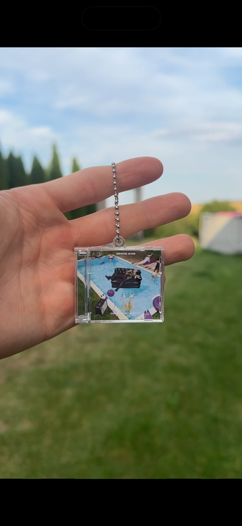 White 2115 - Rockstar (do zachodu słońca) - MusiTAG