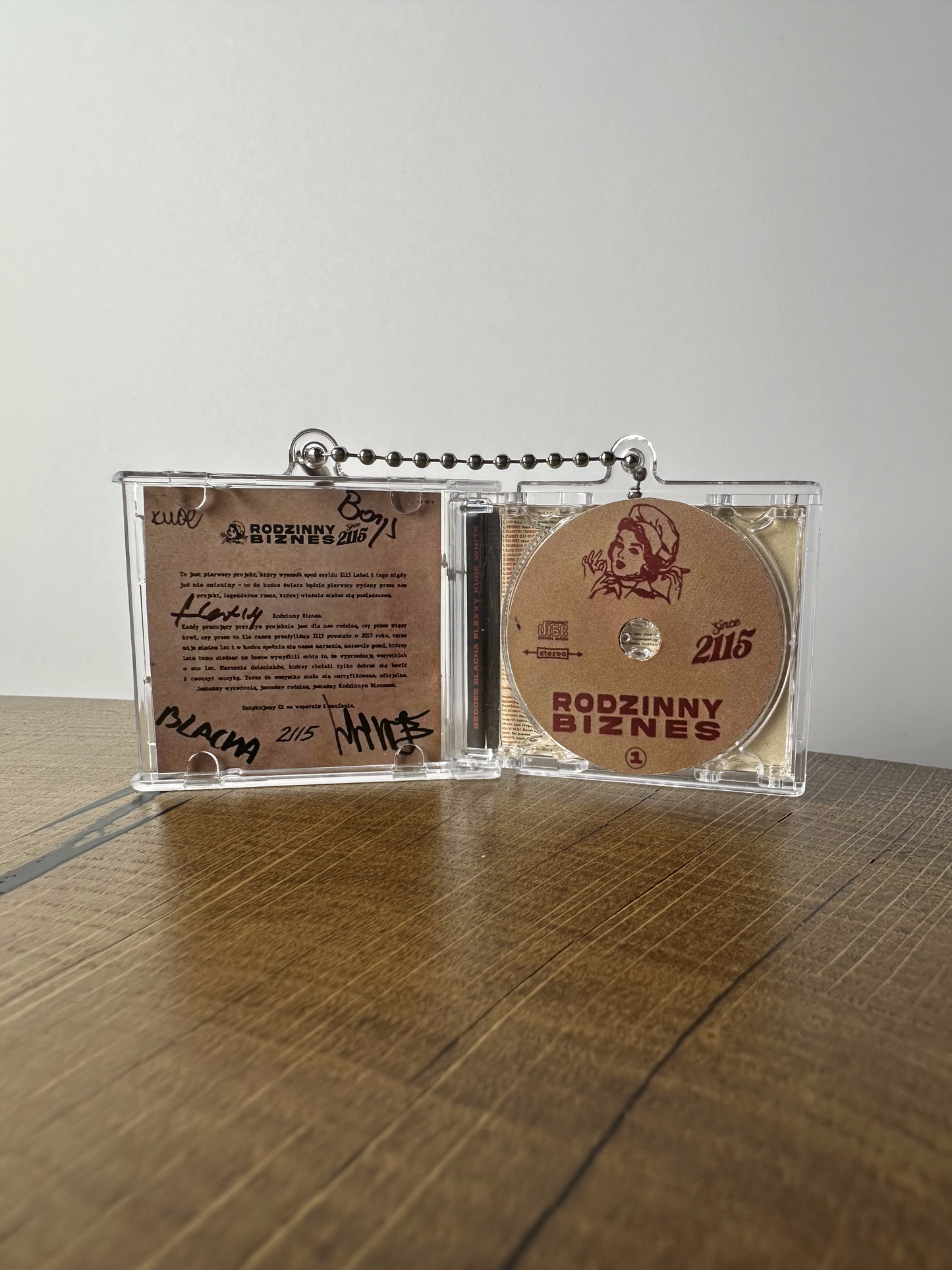 2115 - Rodzinny Biznes - MusiTAG